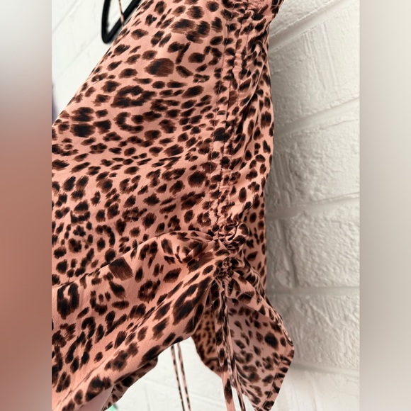 4SIENNAI women’s top size S ✨ - Picture 3 of 4